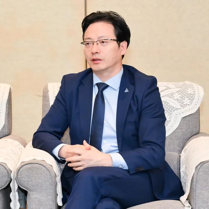 下一代光伏技术突围:路线分化、量产突破与成本攻坚