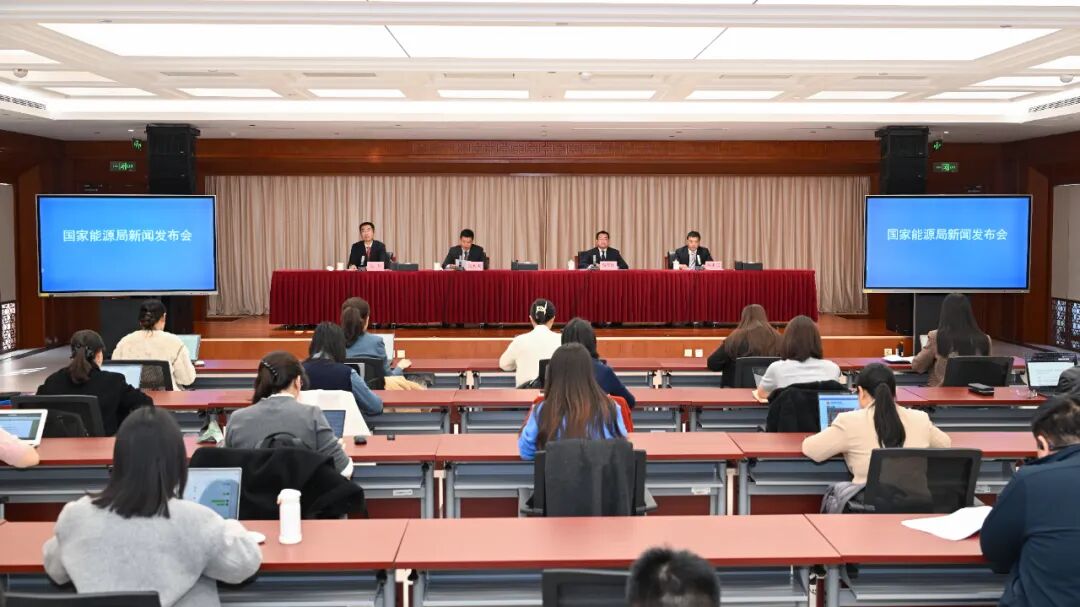 锚定36亿千瓦目标,国家“十五五”新能源发展规划实施路径官宣