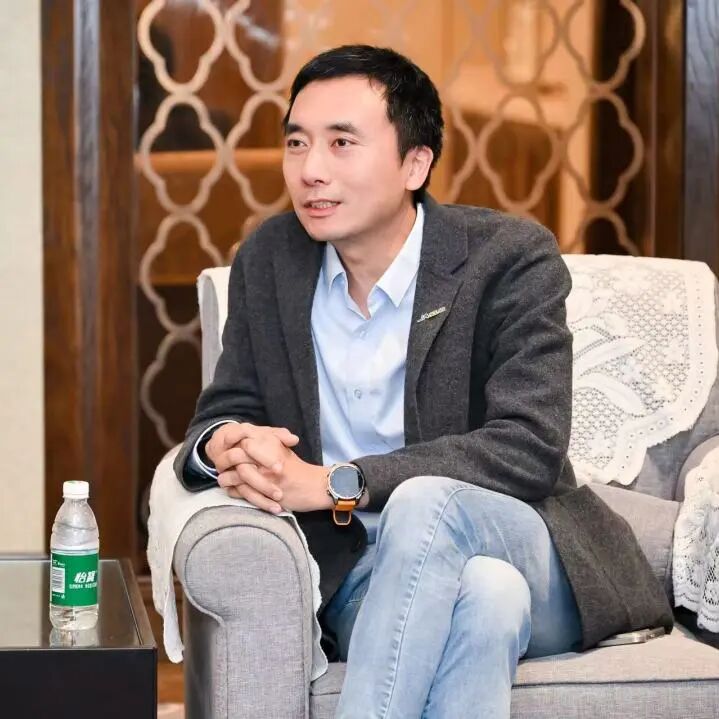 下一代光伏技术突围:路线分化、量产突破与成本攻坚